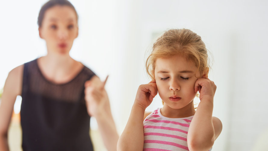 病気や障害が心配…親・先生・人の話を聞かない子供の対処法とは？